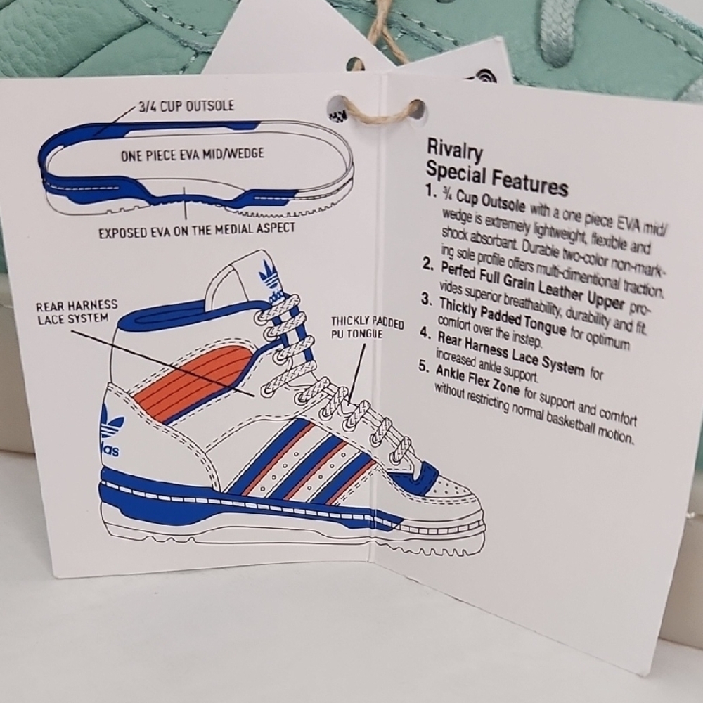 Adidas Women's Pastel Green Sneakers - Picture 4 of 11